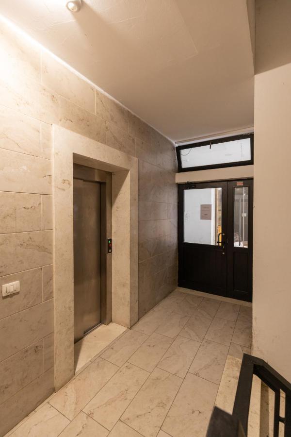 Top Bnb Tiranë Ngoại thất bức ảnh